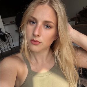 Meet your Posher, Julie